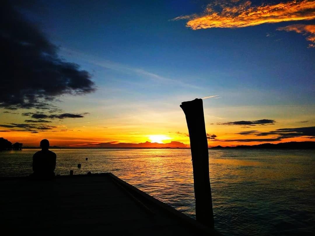 Sunset Homestay Besir Eksteriør billede